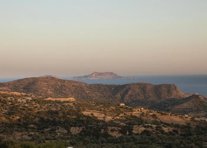 Paterakis Studios Triopetra